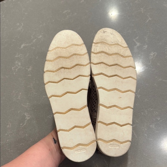 Trask Brown Perforated Sneakers with Lace-Up Design - Picture 5 of 7